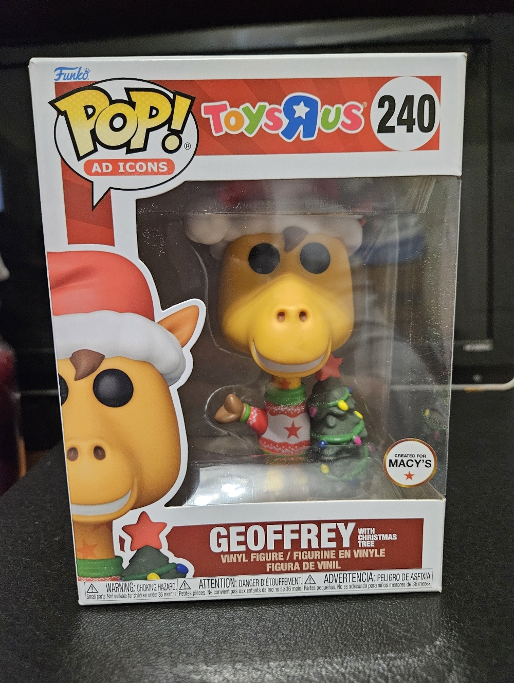 Funko Pop! Yellow Geoffrey with Green Tree Holiday Pop! #240